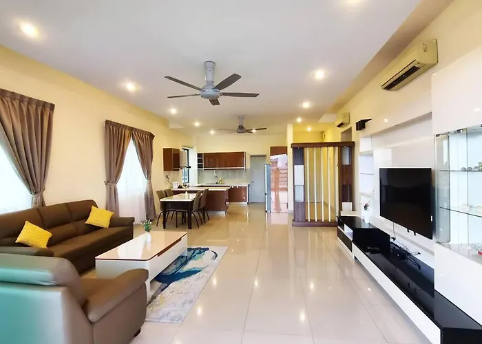 Deluxe Sunrise Suite 3 Bedroom Loft B Side Seaview Above Imago Shopping Mall