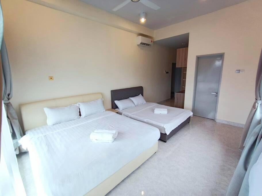 Apartment Deluxe Sunrise 3 Bedroom Loft B Side Seaview Above Imago Shopping Mall
