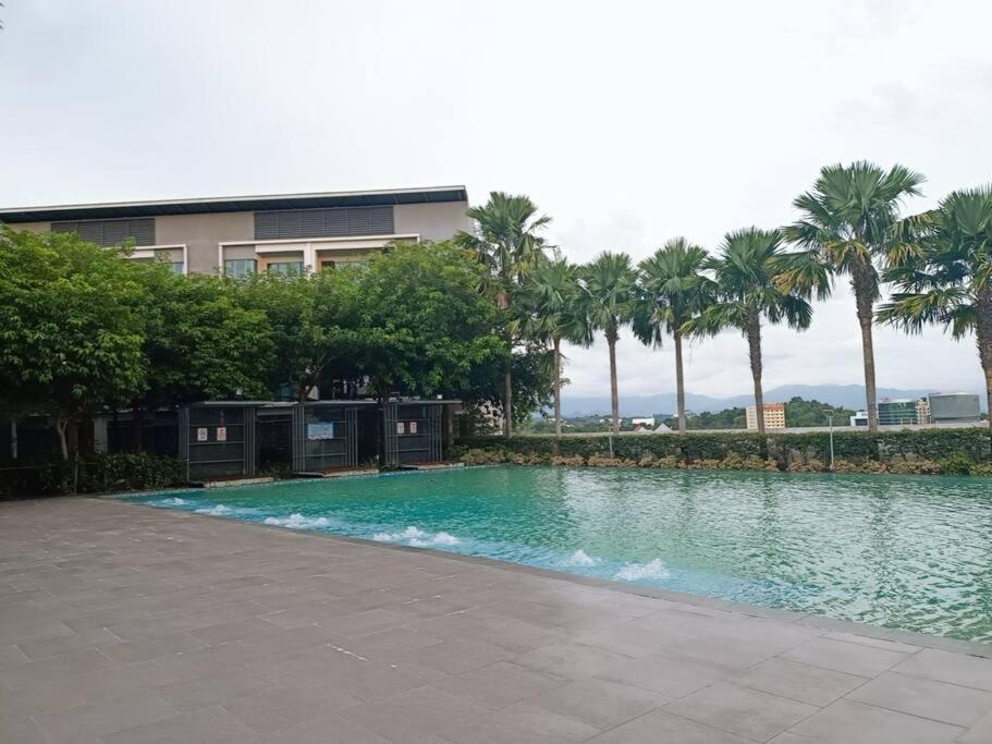 Deluxe Sunrise 3 Bedroom Loft B Side Seaview Above Imago Shopping Mall Apartment Kota Kinabalu
