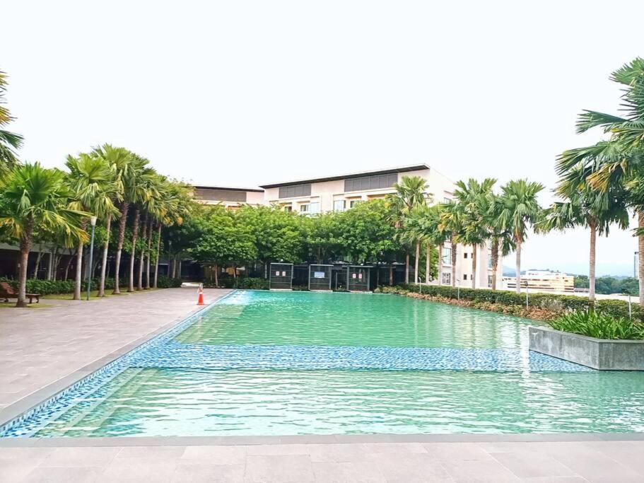 Deluxe Sunrise 3 Bedroom Loft B Side Seaview Above Imago Shopping Mall *