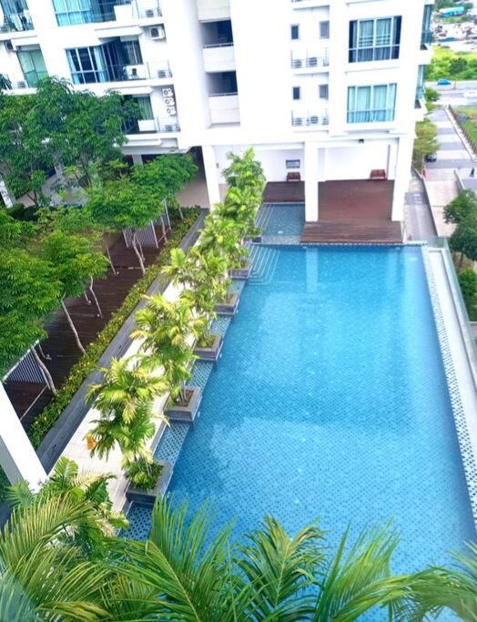 Apartment Deluxe Sunrise 3 Bedroom Loft B Side Seaview Above Imago Shopping Mall